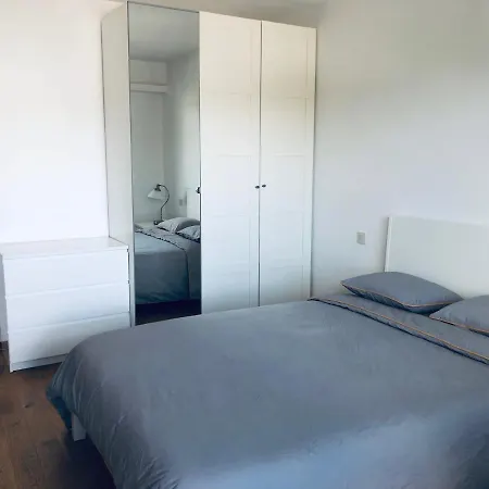 Close From Train Station And City Center 105m2