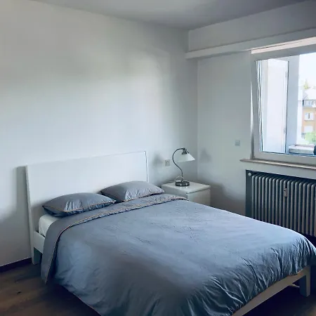 Close From Train Station And City Center 105m2 Appartement *